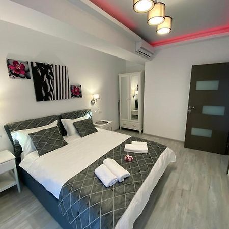 Mamaia Home Beach Apartament エクステリア 写真