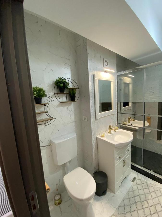 Mamaia Home Beach Apartament エクステリア 写真